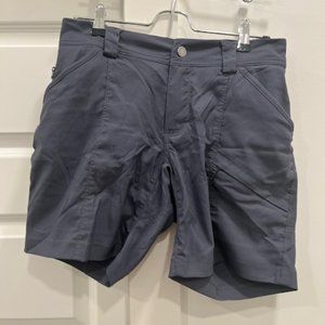 Women's Duluth Shorts size 6